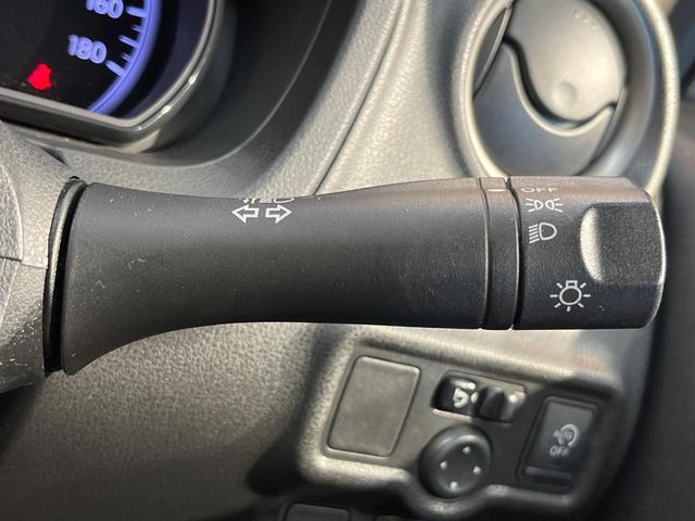 ノート Ｘ　純正ナビ　バックカメラ　Ｂｌｕｅｔｏｏｔｈ　インテリキー　アイドリングストップ　エアコン　電動格納ミラー　ヘッドライトレベライザー　パワーウィンドウ　禁煙車（27枚目）