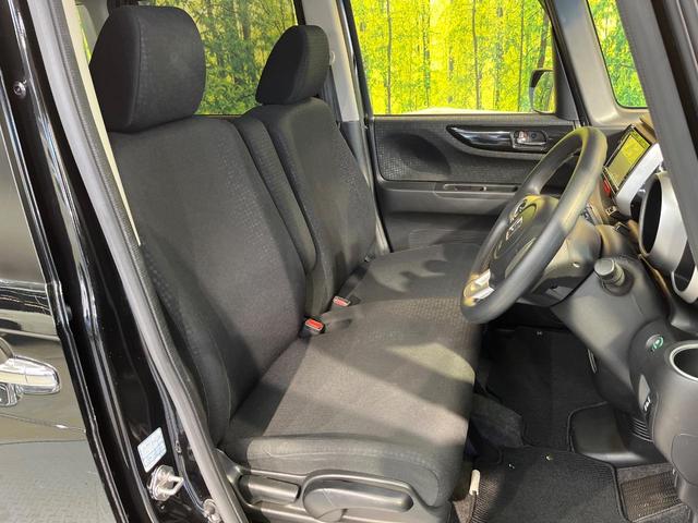 Ｎ－ＢＯＸカスタム Ｇ・Ｌパッケージ　純正ナビ　バックカメラ　電動パワースライドドア　ＥＴＣ車載器　オートエアコン　ステアリングスイッチ　ＨＩＤヘッド　純正１４アルミ　ブラックインテリア　スマートキー　アイドリングストップ　禁煙車（9枚目）