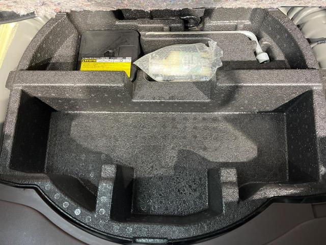 スペイド Ｙ　電動スライドドア　純正ナビ　バックカメラ　禁煙車　Ｂｌｕｅｔｏｏｔｈ　スマートキー　ＨＩＤヘッドライト　ビルトインＥＴＣ　オートライト　ＥＴＣ　電動格納ミラー　横滑り防止装置　フルセグ　ＣＤ　ＤＶＤ（35枚目）