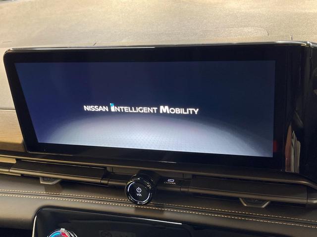 �y���[�J�[�����P�Q�^�i�r�z�C���e���A�ɗn�����ރX�^�C���b�V���ȁu��p�݌v�v���[�J�[�i�r�𑕔��􎋔F���⑀�쐫�ȂǊ�{���\�ɂ��D��A���㎿�ȃJ�[���C�t�����y���݂��������܂��B