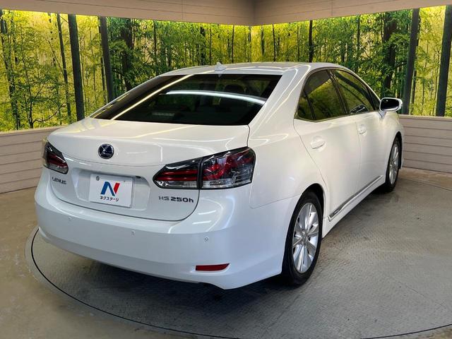 ��D�]�𒸂��Ă���܂��{�f�B�̒e�X�v���b�V���R�[�g���D�]��t���B�ʏ�̃K���X�R�[�g�ƈقȂ�A�ϋv�N���U�N�̖��@���K���X�R�[�e�B���O���A�{�f�B���L���C�ȏ�Ԃɕۂ��Ă���܂��B