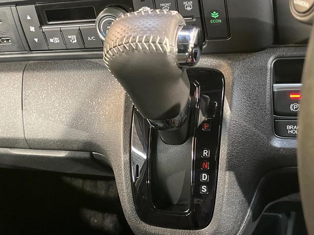 Ｎ－ＢＯＸカスタム ターボ　純正９型ナビ　全周囲カメラ　両側電動ドア　シートヒーター　アダプティブクルーズ　クリアランスソナー　ドラレコ　ハーフレザー　ＬＥＤヘッド＋フォグ　ブレーキホールド　ＡｐｐｌｅＣａｒＰｌａｙ　禁煙車（21枚目）