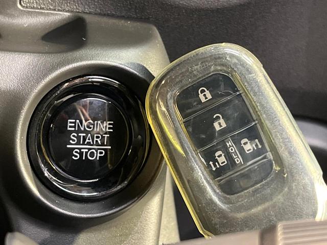 Ｎ－ＢＯＸカスタム ターボ　純正９型ナビ　全周囲カメラ　両側電動ドア　シートヒーター　アダプティブクルーズ　クリアランスソナー　ドラレコ　ハーフレザー　ＬＥＤヘッド＋フォグ　ブレーキホールド　ＡｐｐｌｅＣａｒＰｌａｙ　禁煙車（28枚目）