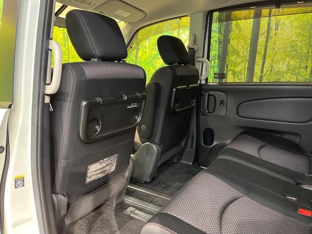 セレナ ハイウェイスター　純正ナビ　バックカメラ　両側パワースライドドア　クルーズコントロール　Ｂｌｕｅｔｏｏｔｈ　ＥＴＣ　ドラレコ　純正１６アルミ　インテリジェントキー　ＣＤ・ＤＶＤ再生　禁煙車（52枚目）