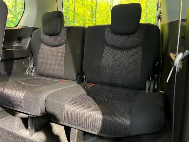 セレナ ハイウェイスター　純正ナビ　バックカメラ　両側パワースライドドア　クルーズコントロール　Ｂｌｕｅｔｏｏｔｈ　ＥＴＣ　ドラレコ　純正１６アルミ　インテリジェントキー　ＣＤ・ＤＶＤ再生　禁煙車（54枚目）