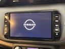 【大画面ナビ】人気の大型９インチナビを装備。存在感のある大画面はインパクト大！ナビ利用時のマップ表示は見やすく、テレビやＤＶＤは臨場感がアップ！いつものドライブがグッと楽しくなります♪