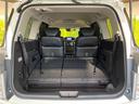 後席を格納すると、これだけの広さが！シーンに合わせたシートアレンジで、大きな荷物も積むことが出来ます♪