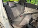 後部座席も気になるようなキズ・汚れやへたり等、大きなダメージはなく、良好な状態です。