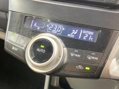 【問合せ　０７４９-２７-４９０７】【オートエアコン】一度お好みの温度に設定すれば、車内の温度を検知し風量や温度を自動で調整。暑い…寒い…と何度もスイッチ操作をする必要はありません。 6