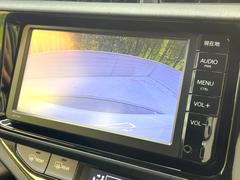 【問合せ：０７４９-２７-４９０７】【バックカメラ】駐車時に後方がリアルタイム映像で確認できます。大型商業施設や立体駐車場での駐車時や、夜間のバック時に大活躍！運転スキルに関わらず、今や必須装備 3