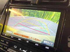 【問合せ：０７４９-２７-４９０７】【バックカメラ】駐車時に後方がリアルタイム映像で確認できます。大型商業施設や立体駐車場での駐車時や、夜間のバック時に大活躍！運転スキルに関わらず、今や必須装備です。 5