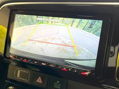 【問合せ：０７４９-２７-４９０７】【バックカメラ】駐車時に後方がリアルタイム映像で確認できます。大型商業施設や立体駐車場での駐車時や、夜間のバック時に大活躍！運転スキルに関わらず、今や必須装備。 4