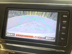 【問合せ：０７４９-２７-４９０７】【バックカメラ】駐車時に後方がリアルタイム映像で確認できます。大型商業施設や立体駐車場での駐車時や、夜間のバック時に大活躍！ 4