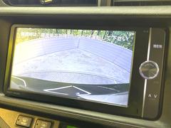 【問合せ：０７４９-２７-４９０７】【バックカメラ】駐車時に後方がリアルタイム映像で確認できます。大型商業施設や立体駐車場での駐車時や、夜間のバック時に大活躍！運転スキルに関わらず、今や必須装備です。 4