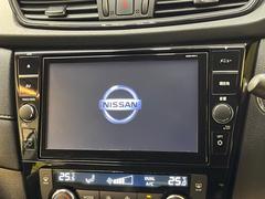 �ڽ��������ʥӡۿ͵��ν����ʥӤ������������ǥ�����ǽ�⽼�¤��Ƥ��ꡢ�£�������������³����Ф������Υ��ޥۤ�ͣУ��ץ쥤�䡼�β��ڤ������ǽ�������α�ž������˳ڤ����ʤ�ޤ����� 3