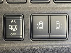 �ڥϥ󥺥ե꡼��ǽ�դ�ξ¦�ѥ���饤�ɥɥ��ۥ��饤�ɥɥ��β���­�������Ƥ��������ȡ���ưŪ�˥��饤�ɥɥ������Ĥ��ޤ�����ʪ��ξ�꤬�դ����ä����֤Ǥ⡢�ɥ��γ��Ĥ��Ǥ��ƤȤäƤ������� 5