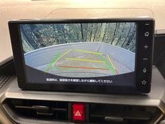 【バックカメラ】駐車時に後方がリアルタイム映像で確認できます。大型商業施設や立体駐車場での駐車時や、夜間のバック時に大活躍！運転スキルに関わらず、今や必須となった装備のひとつです！ 4