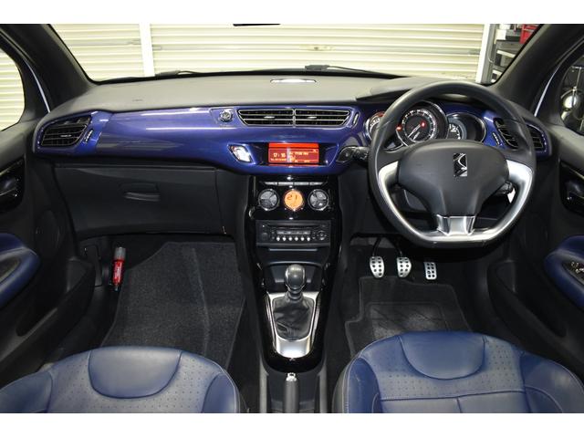 DS3カブリオ スポーツシック 禁煙/レザーシート/電動ルーフ/6MT/1600ccターボ/ETC/バックソナー/純正17AW(7枚目)