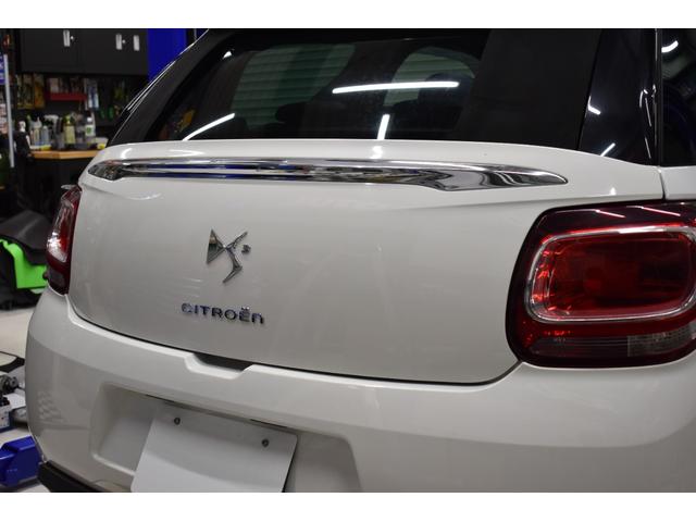DS3カブリオ スポーツシック 禁煙/レザーシート/電動ルーフ/6MT/1600ccターボ/ETC/バックソナー/純正17AW(51枚目)