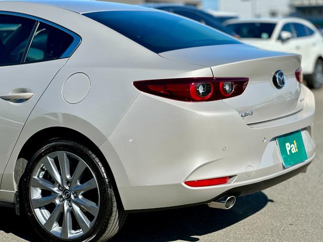 マツダ ＭＡＺＤＡ３セダン