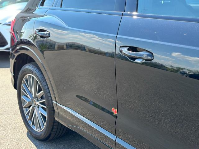 Ｑ３ ３５ＴＦＳＩ　Ｓライン　プラスパッケージ・コンビニエンス＆アシスタンスパッケージ・ブラックＡｕｄｉＲｉｎｇｓ＆ブラックスタイリングパッケージ・ＭＭＩナビ・純正前後ドラレコ・サラウンドビューカメラ・プレセンスフロント（63枚目）