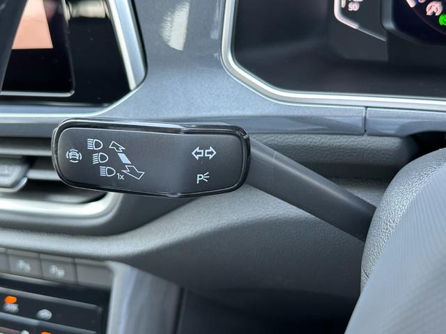 Ｔ－ロック ＴＤＩ　スタイル　ＤｉｓｃｏｖｅｒＰｒｏパッケージ・純正ナビ・ＥＴＣ２．０・バックカメラ・パワーテールゲート・スマートフォンワイヤレスチャージング・プリクラッシュブレーキシステム・レーンキープアシストシステム（31枚目）