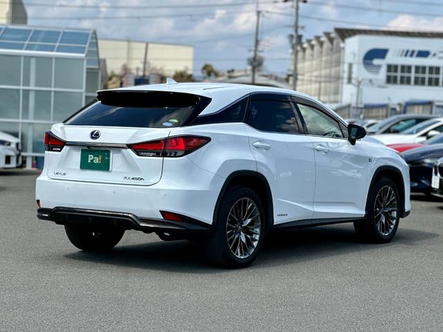 ＲＸ ＲＸ４５０ｈ　Ｆスポーツ　ムーンルーフ・前後ドラレコ・ＬｅｘｕｓＳａｆｅｔｙＳｙｓｔｅｍ＋・ブラインドスポットモニター・三眼フルＬＥＤヘッド・シートヒーター＆ベンチレーション・パワーバックドア・赤本革シート・メモリ付Ｐシート（12枚目）