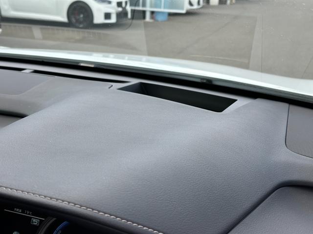 ＲＸ ＲＸ４５０ｈ　Ｆスポーツ　ムーンルーフ・前後ドラレコ・ＬｅｘｕｓＳａｆｅｔｙＳｙｓｔｅｍ＋・ブラインドスポットモニター・三眼フルＬＥＤヘッド・シートヒーター＆ベンチレーション・パワーバックドア・赤本革シート・メモリ付Ｐシート（25枚目）
