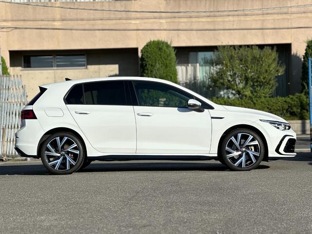 ゴルフ ＴＤＩ　Ｒライン　プラチナムエディション　ＤＣＣパッケージ・ナビ・フルセグＴＶ・ＥＴＣ２．０・シートヒーター・ステアリングヒーター・ワイヤレスチャージャー・レーダークルーズコントロール・バックカメラ・メーカー保証継承（11枚目）