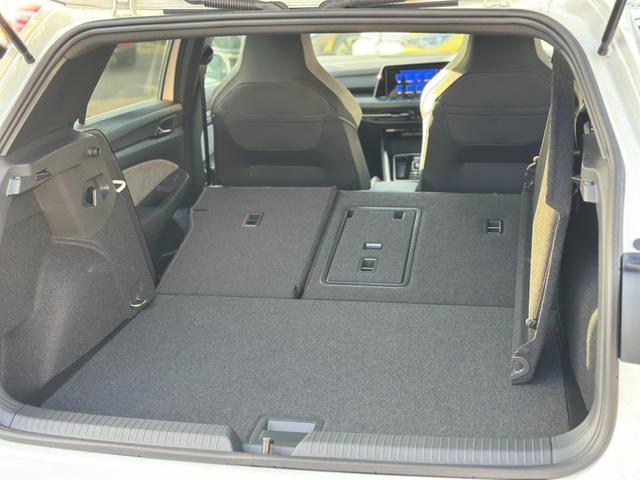 ゴルフ ＴＤＩ　Ｒライン　プラチナムエディション　ＤＣＣパッケージ・ナビ・フルセグＴＶ・ＥＴＣ２．０・シートヒーター・ステアリングヒーター・ワイヤレスチャージャー・レーダークルーズコントロール・バックカメラ・メーカー保証継承（54枚目）