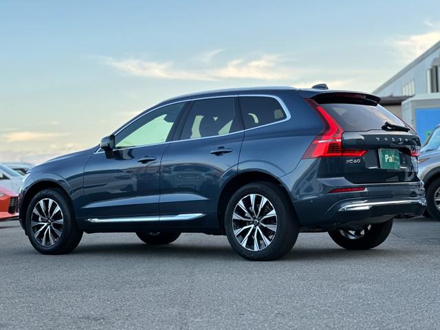ＸＣ６０ ウルトラ　Ｂ５　ＡＷＤ　茶革シート・サンルーフ・ハーマンカードン・クリスタルシフトノブ・Ｇｏｏｇｌｅナビ・ワイヤレスチャージャー・シートヒーター・シートエアコン・ステアリングヒーター・フットトランクオープナー（14枚目）