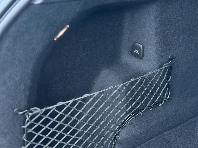 ＸＣ６０ ウルトラ　Ｂ５　ＡＷＤ　茶革シート・サンルーフ・ハーマンカードン・クリスタルシフトノブ・Ｇｏｏｇｌｅナビ・ワイヤレスチャージャー・シートヒーター・シートエアコン・ステアリングヒーター・フットトランクオープナー（20枚目）