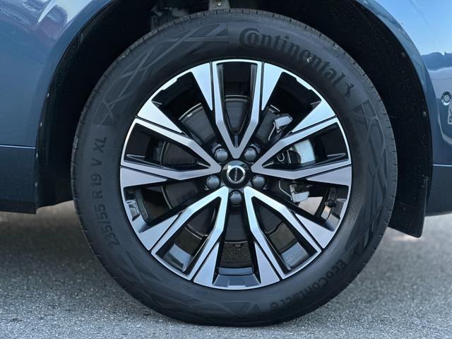 ＸＣ６０ ウルトラ　Ｂ５　ＡＷＤ　茶革シート・サンルーフ・ハーマンカードン・クリスタルシフトノブ・Ｇｏｏｇｌｅナビ・ワイヤレスチャージャー・シートヒーター・シートエアコン・ステアリングヒーター・フットトランクオープナー（22枚目）