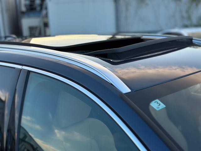 ＸＣ６０ ウルトラ　Ｂ５　ＡＷＤ　茶革シート・サンルーフ・ハーマンカードン・クリスタルシフトノブ・Ｇｏｏｇｌｅナビ・ワイヤレスチャージャー・シートヒーター・シートエアコン・ステアリングヒーター・フットトランクオープナー（26枚目）