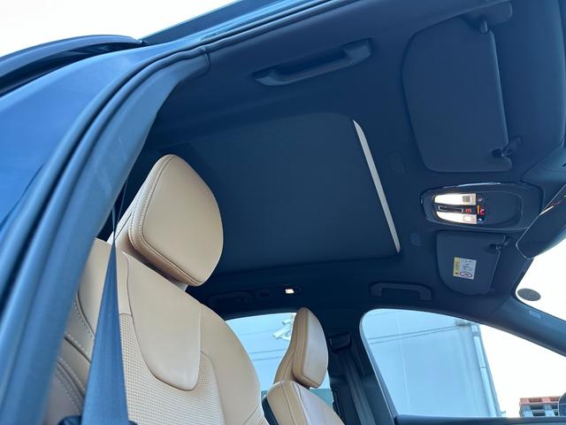 ＸＣ６０ ウルトラ　Ｂ５　ＡＷＤ　茶革シート・サンルーフ・ハーマンカードン・クリスタルシフトノブ・Ｇｏｏｇｌｅナビ・ワイヤレスチャージャー・シートヒーター・シートエアコン・ステアリングヒーター・フットトランクオープナー（49枚目）