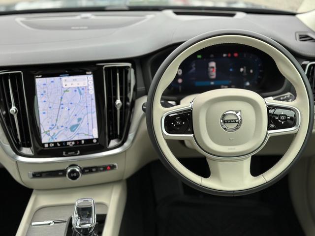 Ｖ６０ ウルトラ　Ｂ４　登録済未使用車・ハーマンカードン・白革シート・クリスタルシフトノブ・Ｇｏｏｇｌｅナビ・パワーシート・シートヒーター・シートエアコン・ステアリングヒーター・フットトランクオープナー・ワイヤレスチャージャ（28枚目）