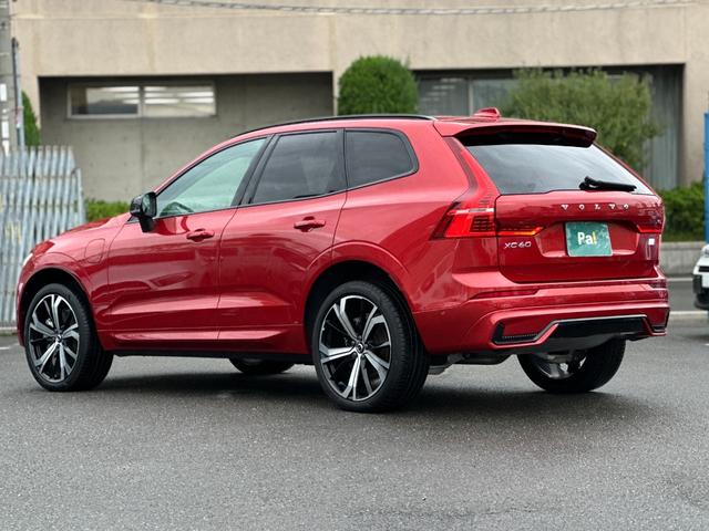 ＸＣ６０ リチャージアルティメトＴ６ＡＷＤプラグインハイブリド　サンルーフ・ハーマンカードン・Ｇｏｏｇｌｅナビ（16枚目）