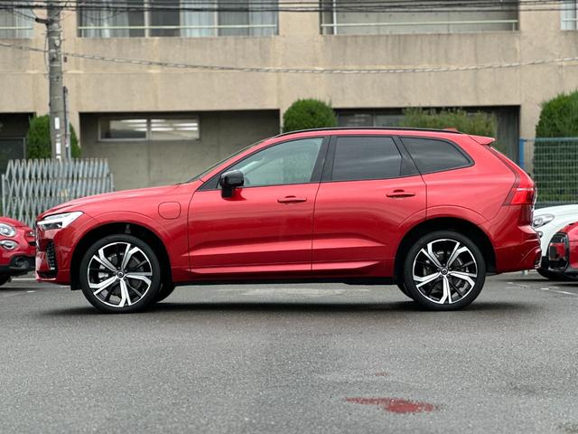 ＸＣ６０ リチャージアルティメトＴ６ＡＷＤプラグインハイブリド　サンルーフ・ハーマンカードン・Ｇｏｏｇｌｅナビ（17枚目）