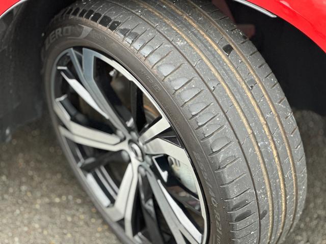 ＸＣ６０ リチャージアルティメトＴ６ＡＷＤプラグインハイブリド　サンルーフ・ハーマンカードン・Ｇｏｏｇｌｅナビ（22枚目）