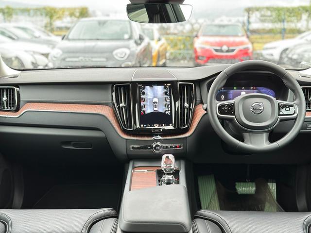 ＸＣ６０ リチャージアルティメトＴ６ＡＷＤプラグインハイブリド　サンルーフ・ハーマンカードン・Ｇｏｏｇｌｅナビ（23枚目）