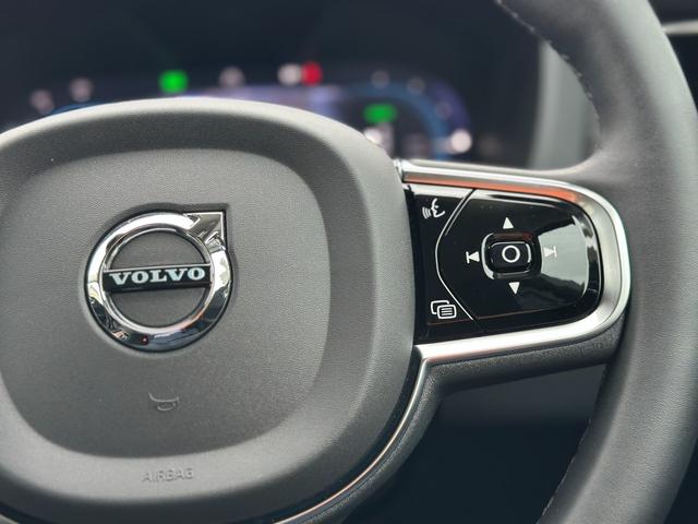 ＸＣ６０ リチャージアルティメトＴ６ＡＷＤプラグインハイブリド　サンルーフ・ハーマンカードン・Ｇｏｏｇｌｅナビ（27枚目）