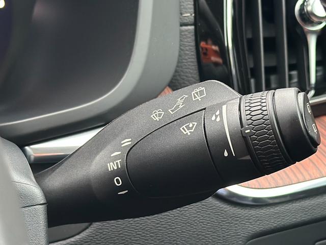 ＸＣ６０ リチャージアルティメトＴ６ＡＷＤプラグインハイブリド　サンルーフ・ハーマンカードン・Ｇｏｏｇｌｅナビ（29枚目）