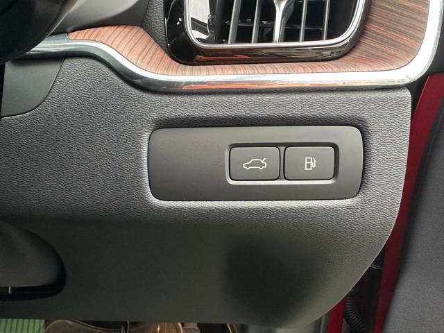 ＸＣ６０ リチャージアルティメトＴ６ＡＷＤプラグインハイブリド　サンルーフ・ハーマンカードン・Ｇｏｏｇｌｅナビ（43枚目）