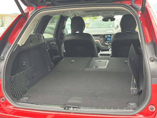 ＸＣ６０ リチャージアルティメトＴ６ＡＷＤプラグインハイブリド　サンルーフ・ハーマンカードン・Ｇｏｏｇｌｅナビ（60枚目）