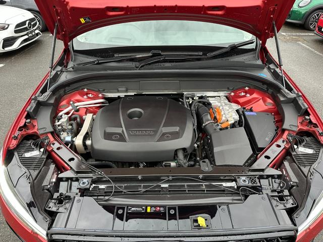 ＸＣ６０ リチャージアルティメトＴ６ＡＷＤプラグインハイブリド　サンルーフ・ハーマンカードン・Ｇｏｏｇｌｅナビ（63枚目）