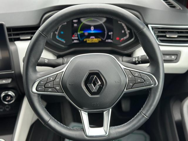 ルーテシア Ｅ－テックフルハイブリッド　レザーパック　禁煙車・ＥＴＣ・Ｂカメラ・前後純正ドラレコ・純正フロアマット・本革シート・シートヒーター・ステアリングヒーター・パーキングアシスト・レーンキープアシスト・スペアキー・保証継承（25枚目）