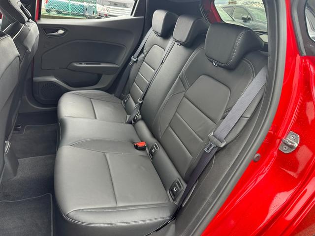 ルーテシア Ｅ－テックフルハイブリッド　レザーパック　禁煙車・ＥＴＣ・Ｂカメラ・前後純正ドラレコ・純正フロアマット・本革シート・シートヒーター・ステアリングヒーター・パーキングアシスト・レーンキープアシスト・スペアキー・保証継承（42枚目）