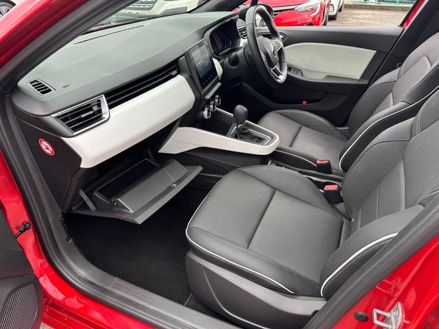 ルーテシア Ｅ－テックフルハイブリッド　レザーパック　禁煙車・ＥＴＣ・Ｂカメラ・前後純正ドラレコ・純正フロアマット・本革シート・シートヒーター・ステアリングヒーター・パーキングアシスト・レーンキープアシスト・スペアキー・保証継承（45枚目）