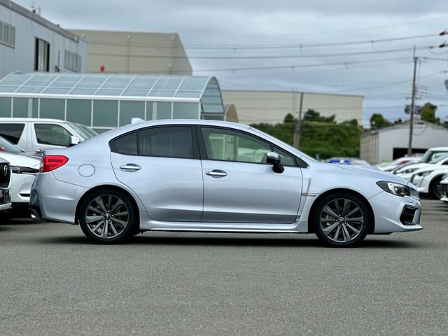 ＷＲＸ Ｓ４ ２．０ＧＴアイサイト　純正ナビ・Ｂカメラ・ドラレコ・ＥＴＣ・地デジ・サイドカメラ・純正フロアマット・前後シートヒーター・Ｐシート・アイサイトセイフティプラス・ＣＤ／ＤＶＤ再生・４ＷＤ・禁煙車・スペアキー・アフター保証半年間（13枚目）