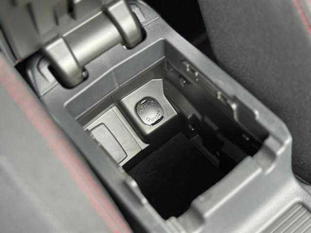 ＷＲＸ Ｓ４ ２．０ＧＴアイサイト　純正ナビ・Ｂカメラ・ドラレコ・ＥＴＣ・地デジ・サイドカメラ・純正フロアマット・前後シートヒーター・Ｐシート・アイサイトセイフティプラス・ＣＤ／ＤＶＤ再生・４ＷＤ・禁煙車・スペアキー・アフター保証半年間（44枚目）